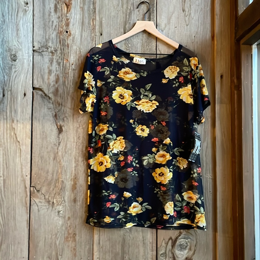 NWT Ladies Sheer Navy and Floral Blouse, Size 3X